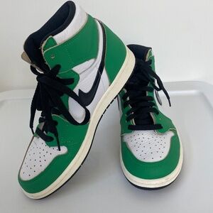 Nike Air Jordan retro og lucky green sneakers